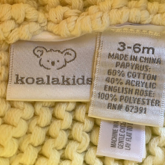 Koala Kids Infant Girl Pom Pom Winter Hat (3-6 Months) - Picture 3 of 3